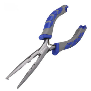 Alicate de Pesca Bico Longo Booms Carbon com seu cabo azul e cinza, e sua ponta virada para baixo e para a esquerda