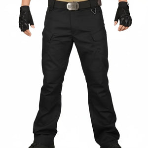 Calça Tática Masculina RipStop na cor preta vista de frente