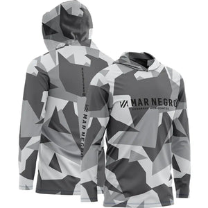 A Camisa de Pesca Mar Negro Sublimada Capuz Geométrica vista de frente e de costas, com seu capuz amostra