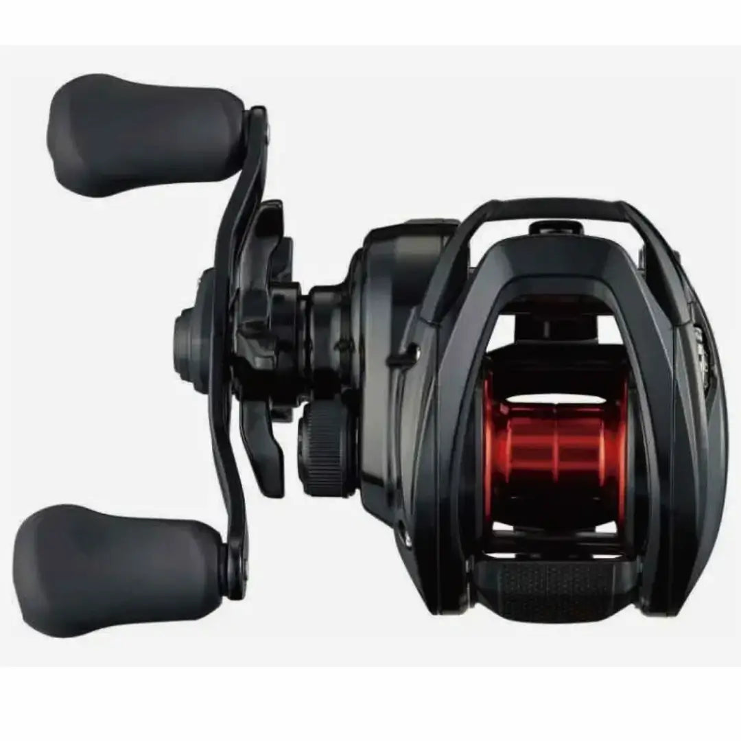 Carretilha Daiwa PR100H mostrando acabamento premium e resistência para pescarias longas