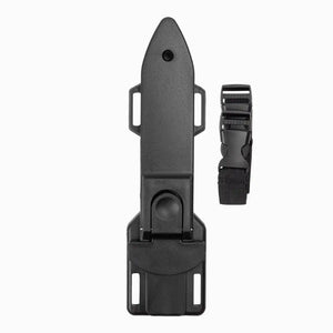 A bainha da Faca de Pesca Albatroz Strix na cor preta em foco, ao lado seus 2 cordões de prender na perna