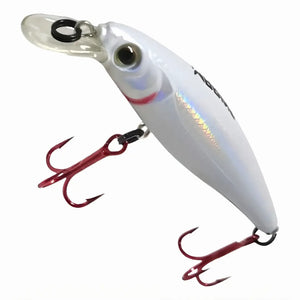 Isca Artificial Savage 85 na cor Ice Minnow vista de lado com suas duas garateias vermelhas