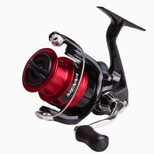 Molinete Shimano Sienna FG 500 com a manivela do lado esquerdo e o nome Sienna aparente