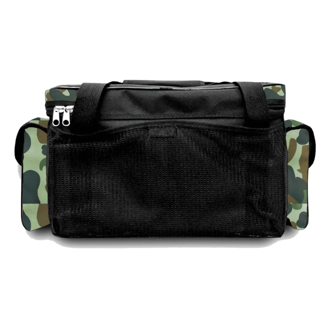 A Bolsa de Pesca Zanter Raju Camuflada mostrada de costas