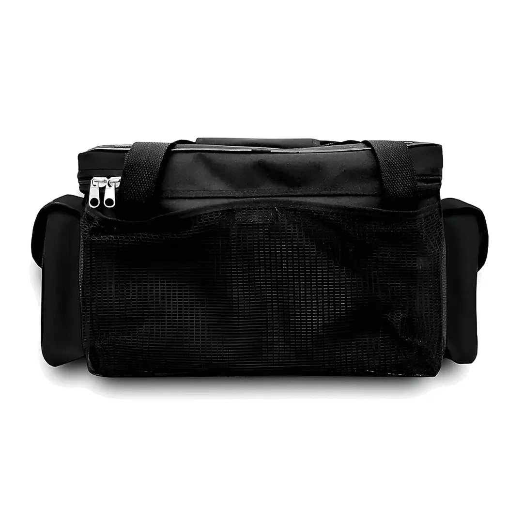 A Bolsa de Pesca Zanter Raju Preta mostrada de costas