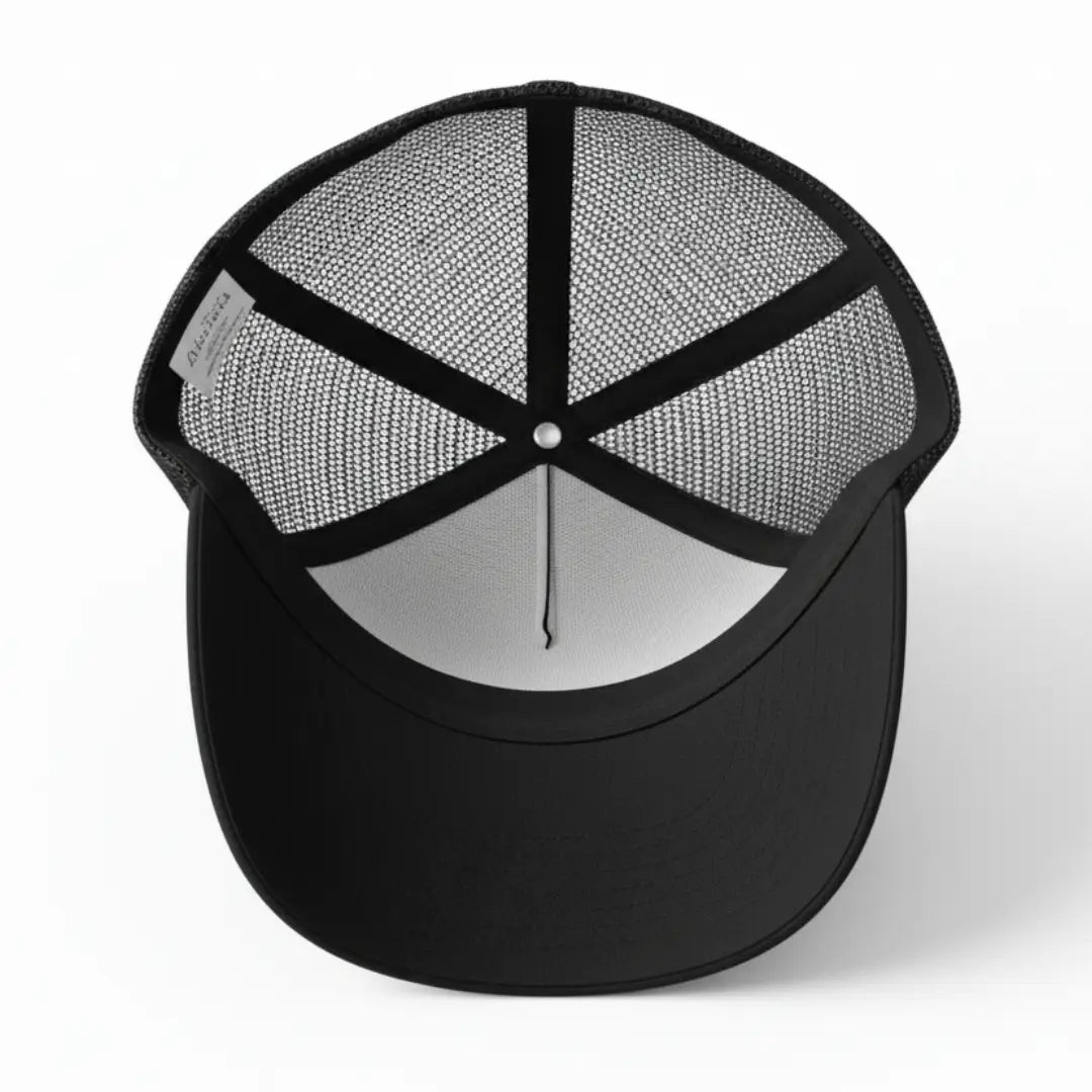 Boné de Pesca Zanter Hook Black visto de cabeça para baixo, mostrando suas costuras e acabamento