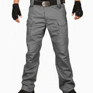 Calça Tática Masculina RipStop na cor cinza vista de frente