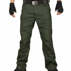 Calça Tática Masculina RipStop na cor verde mostrada de frente