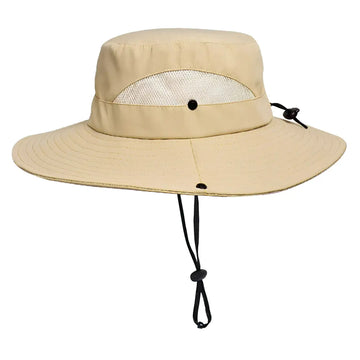 Chapéu de Pesca Zanter Air Field na cor caqui em foco no centro da imagem
