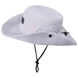 Chapéu de Pesca Zanter Air Trek na cor cinza claro em foco