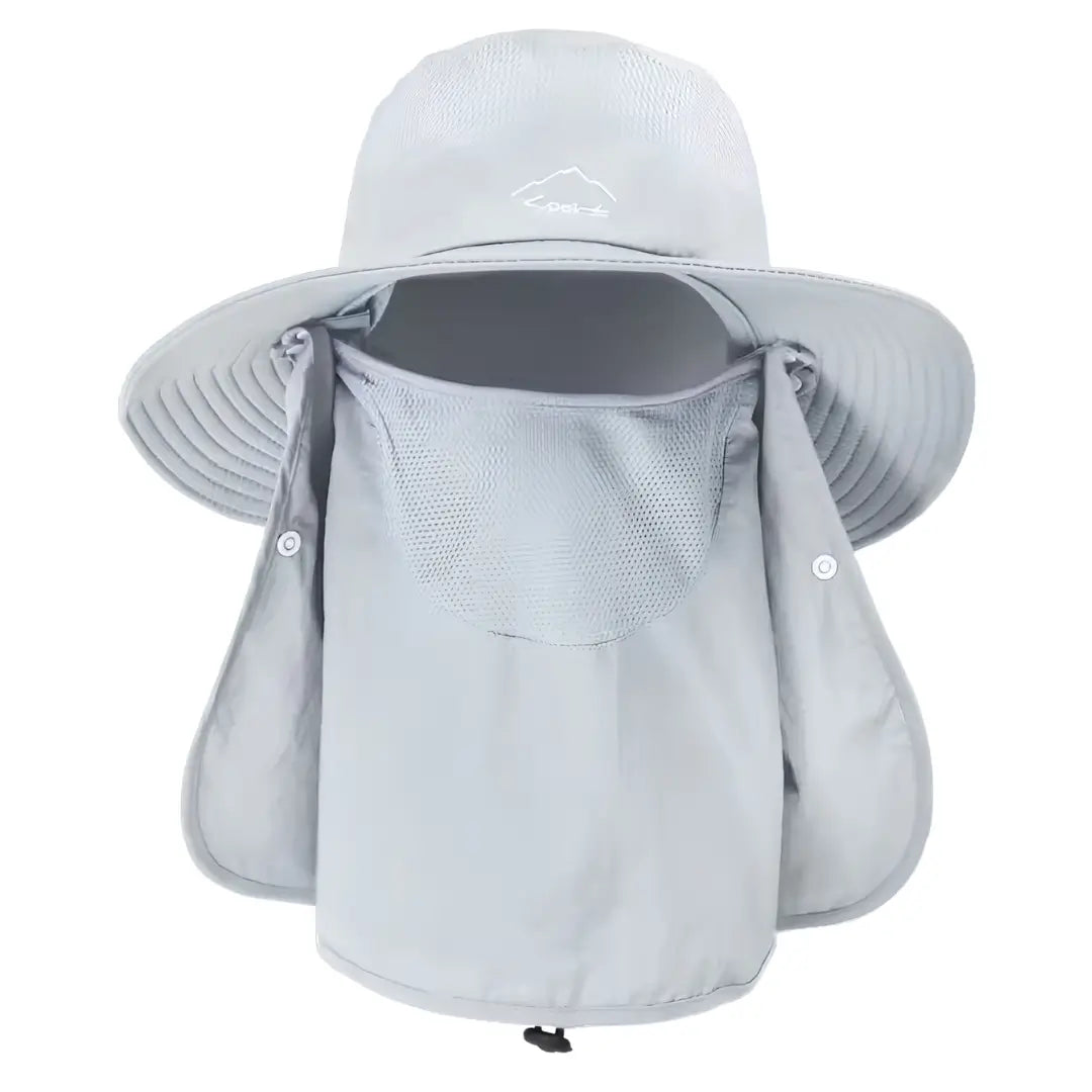 O Chapéu de Pesca Zanter Expedition Pro na cor cinza claro visto de frente, com sua proteção de rosto em destaque