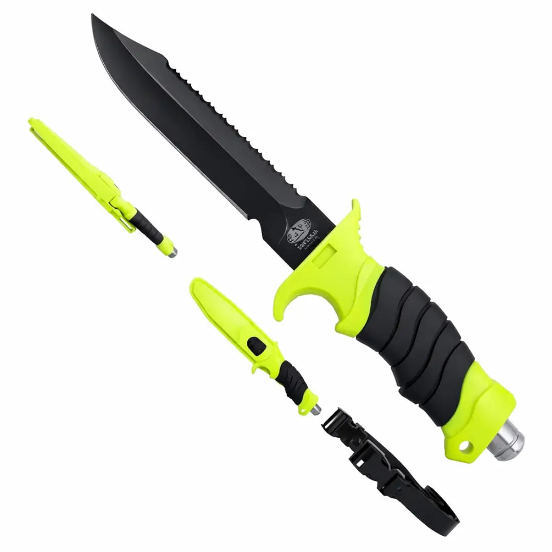 Acima está a Faca de Pesca Albatroz Astra e abaixo tem ela dentro de sua bainha em dois ângulos diferentes, além de sua alça de prender na perna