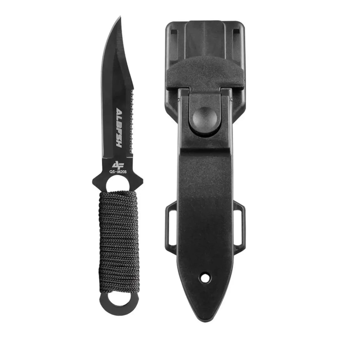 Do lado esquerdo está a Faca de Pesca Albatroz Helix e do lado direito sua bainha de proteção na cor preta