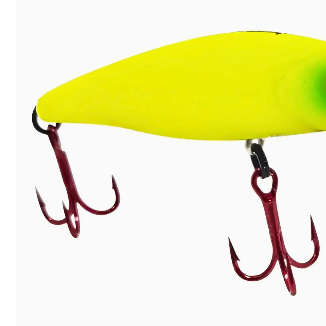 Foco nas garateias vermelhas da Isca Artificial Savage 65 Cor Lemon Flash