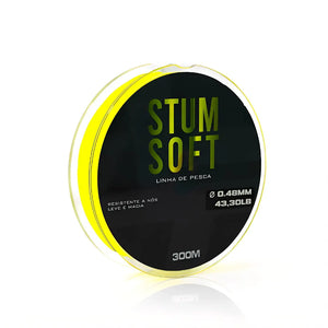 Carretel da Linha Monofilamento Albatroz Stum Soft na cor amarela, virada levemente para o lado esquerdo