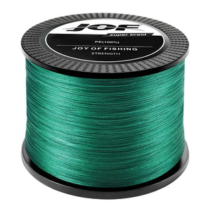 O Carretel da Linha Multifilamento Jof Super Braid na cor verde em foco, com o fundo branco