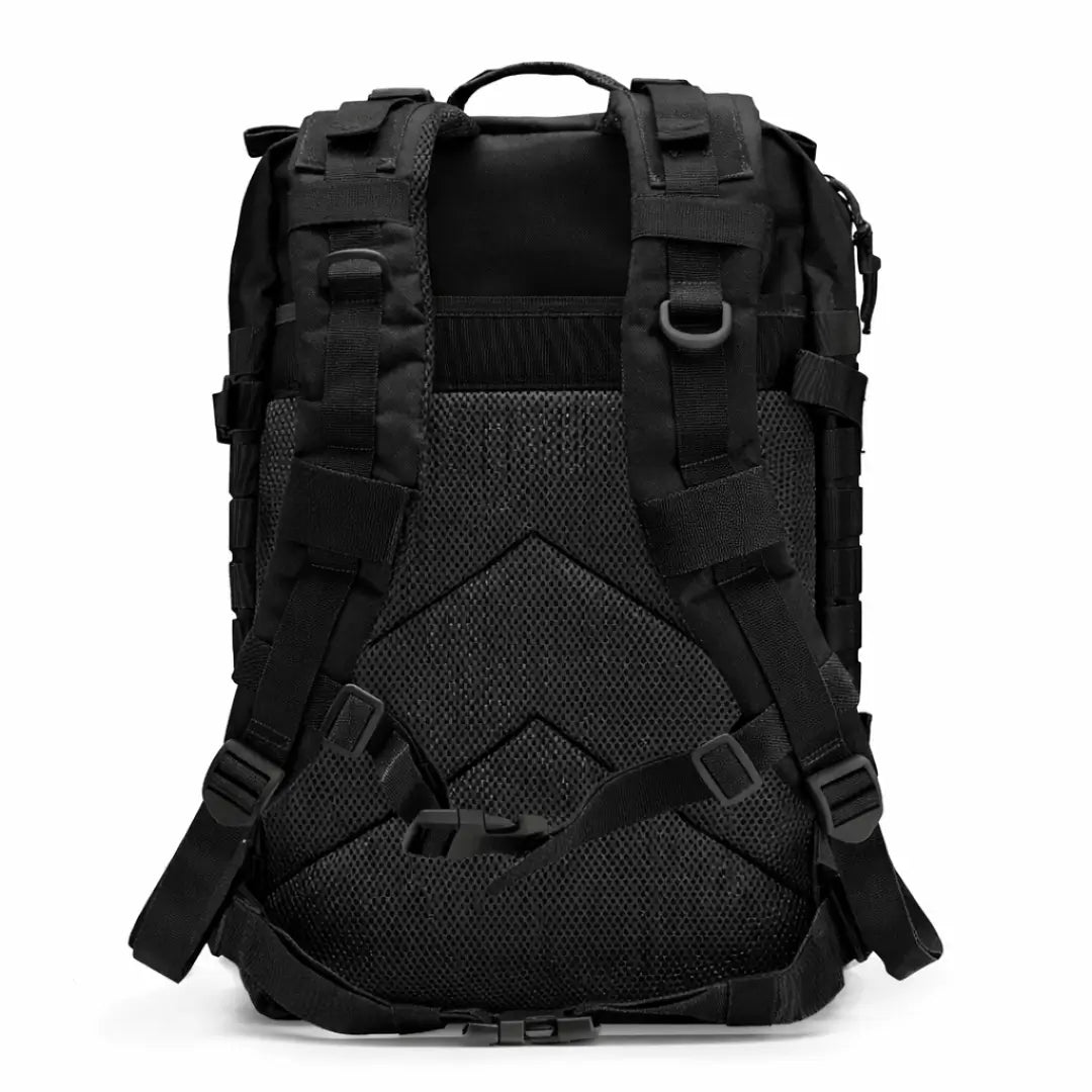 A Mochila de Pesca MK na cor preta vista de costas, com suas alças em destaque