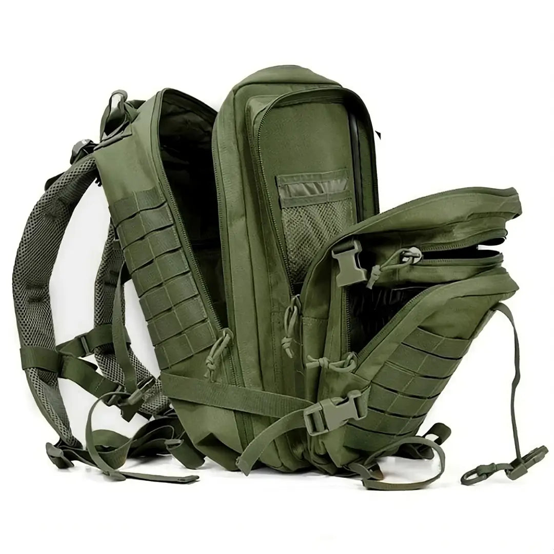 A Mochila de Pesca MK com todas as suas repartições abertas, mostrando sua capacidade