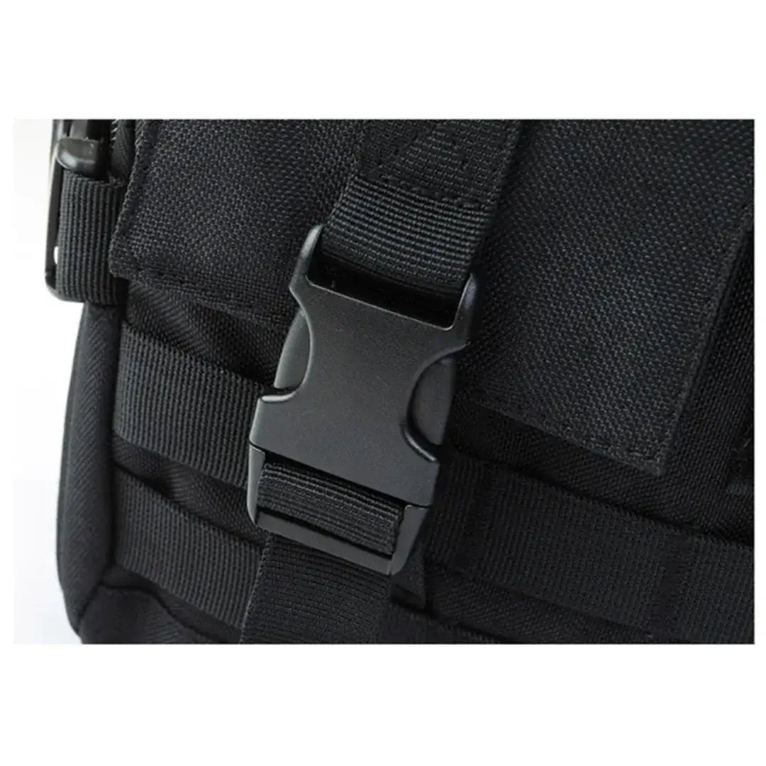 O fecho reforçado da  Mochila de Pesca Zanter Angler 