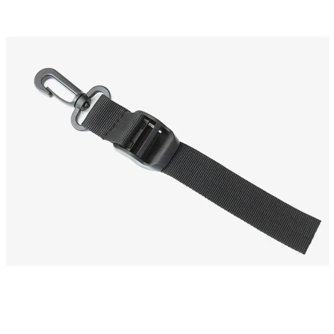 O cordão destacável da  Mochila de Pesca Zanter Angler em destaque