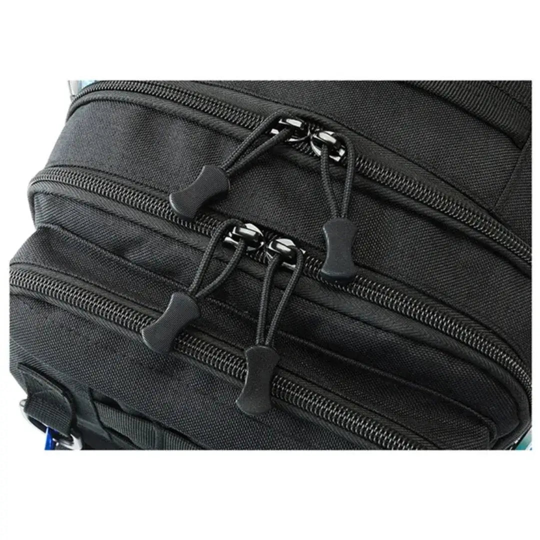 Os zípers duplo da  Mochila de Pesca Zanter Angler em destaque