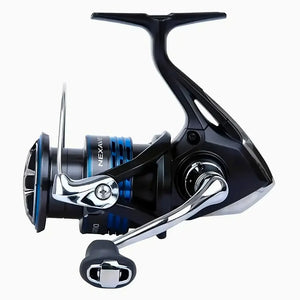 Molinete Shimano Nexave FI 1000 com a manivela do lado esquerdo e todos seus detalhes e cores
