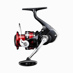 Molinete Shimano Sienna FG 500 perfeito para pescarias finas com iscas artificiais leves.
